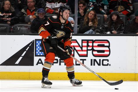 captain of anaheim ducks